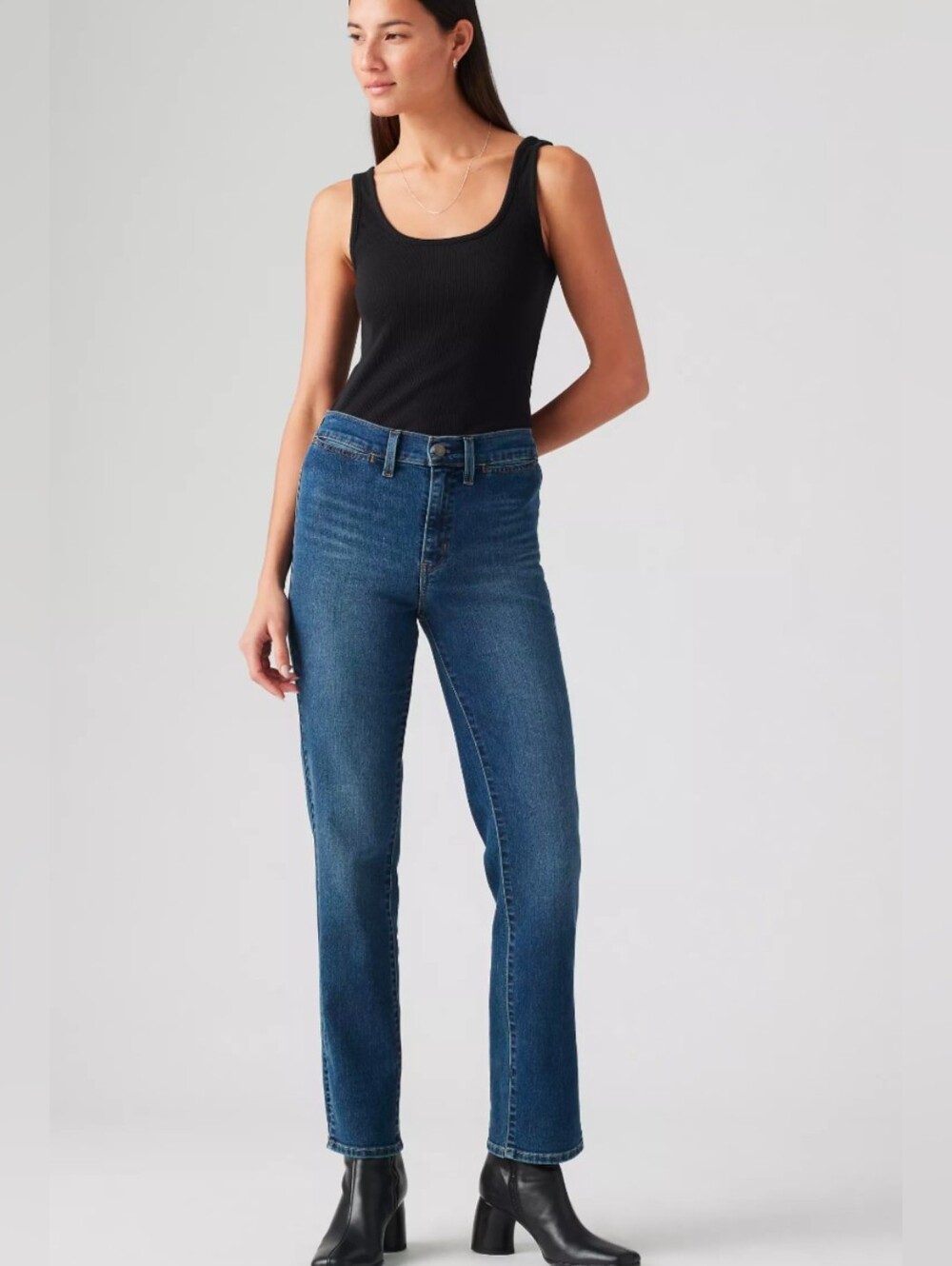 Levi's Premium 724 High Rise Straight Medium Wash Stretch Jean Sz 30